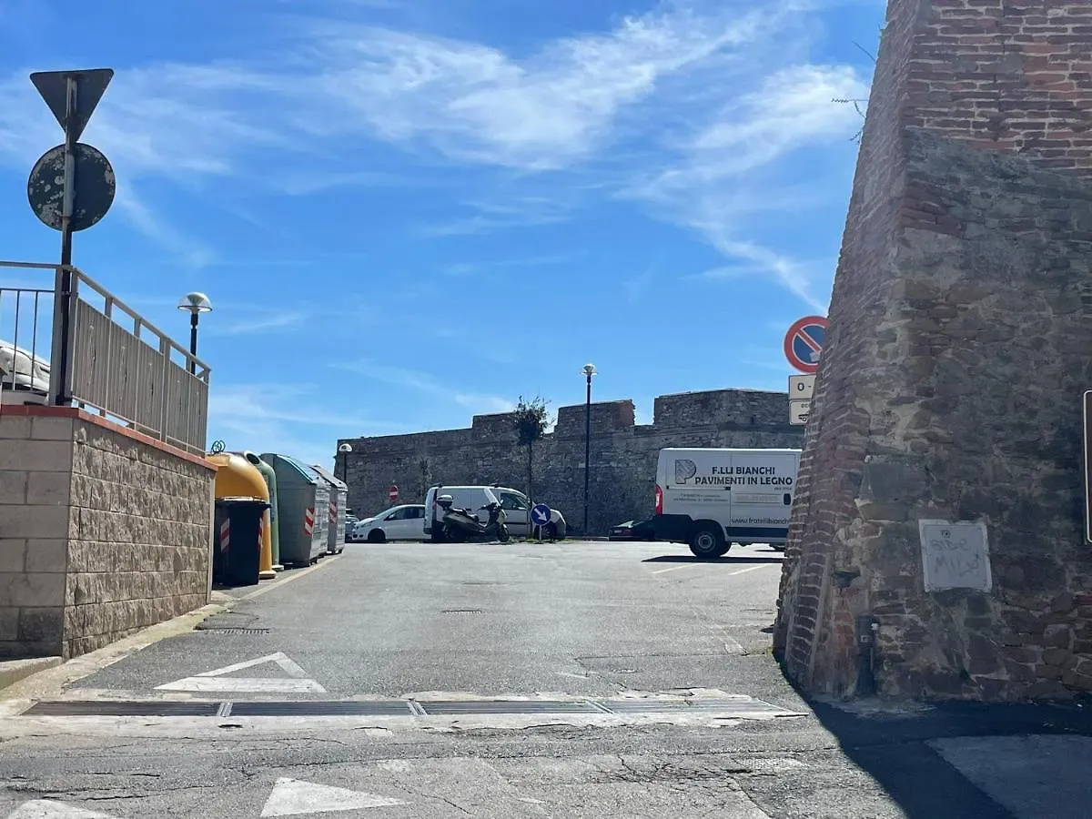 Casa Vicina Al Mare Ed Al Centro A Piombino L&L Apartment Italy